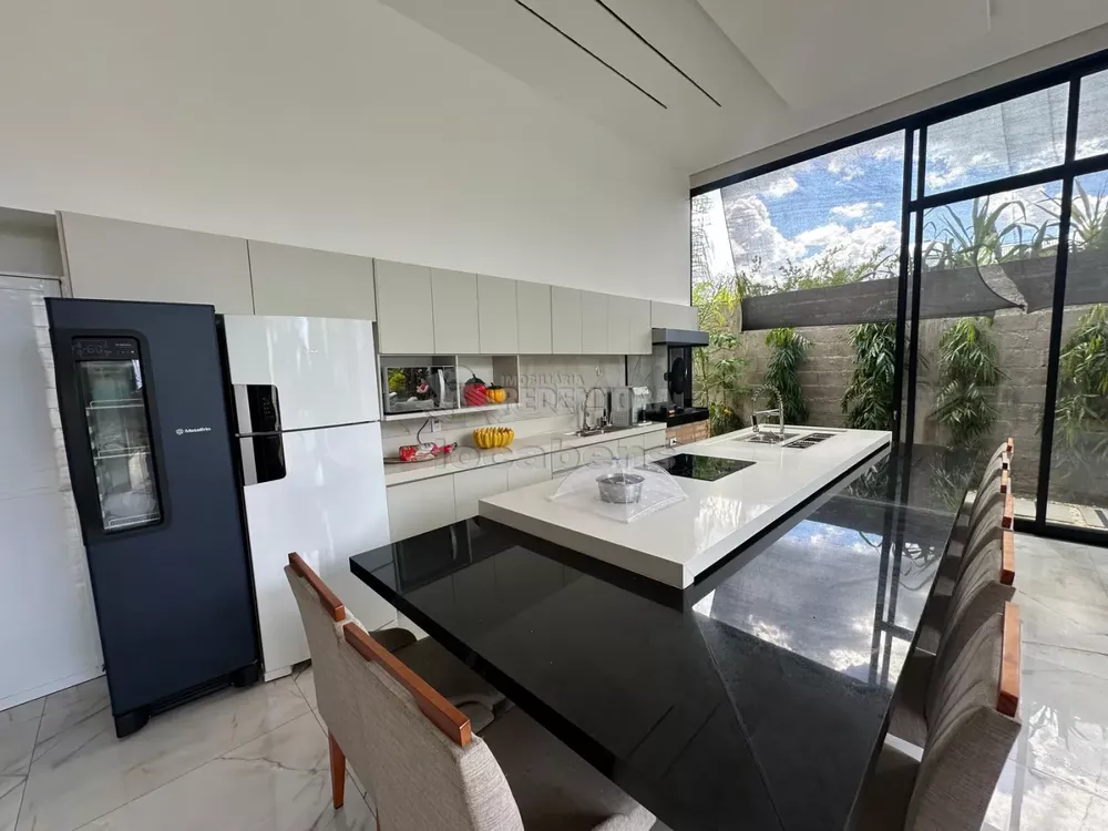 Casa de Condomínio à venda com 4 quartos, 362m² - Foto 3