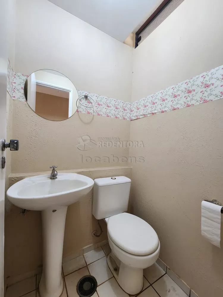 Casa de Condomínio para alugar com 3 quartos, 140m² - Foto 4