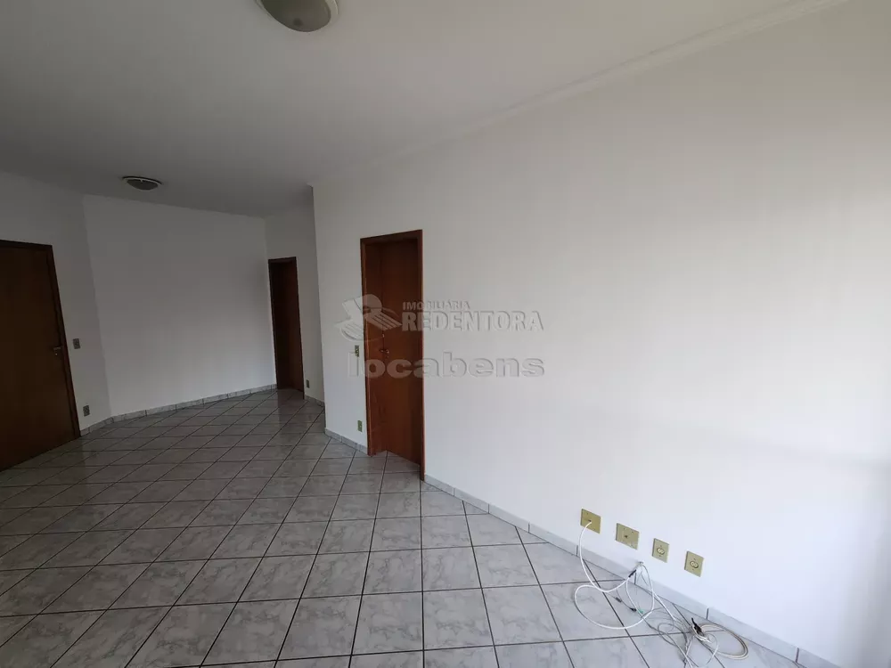 Apartamento para alugar com 2 quartos, 85m² - Foto 2