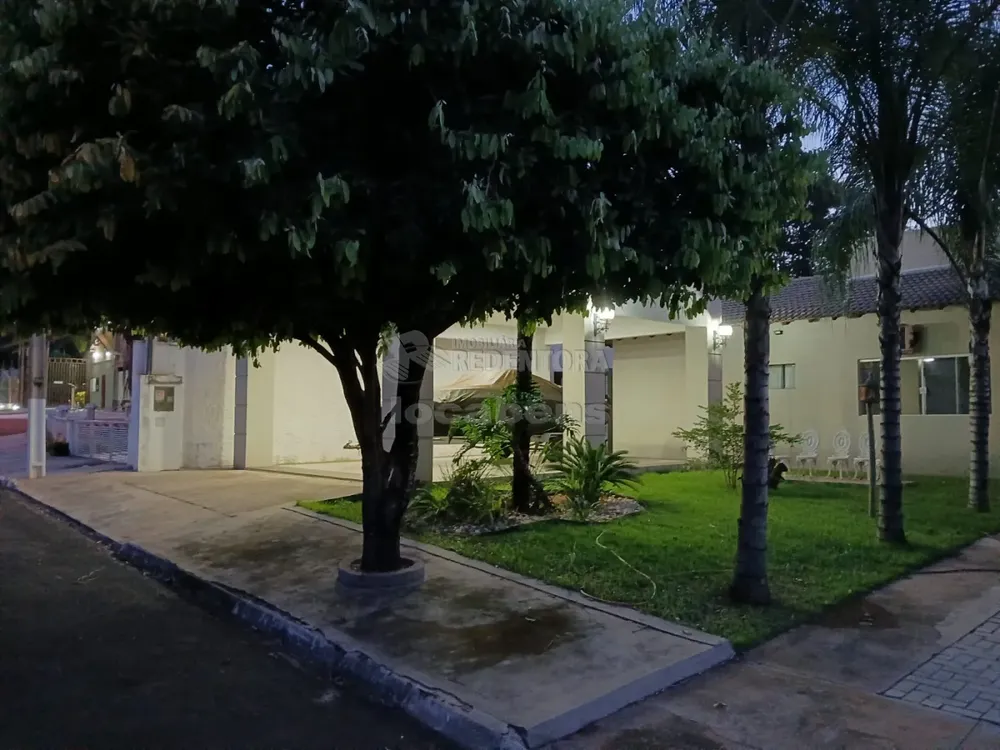 Chácara, 3 quartos, 450 m² - Foto 2