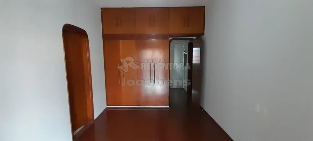 Sobrado, 3 quartos, 253 m² - Foto 1