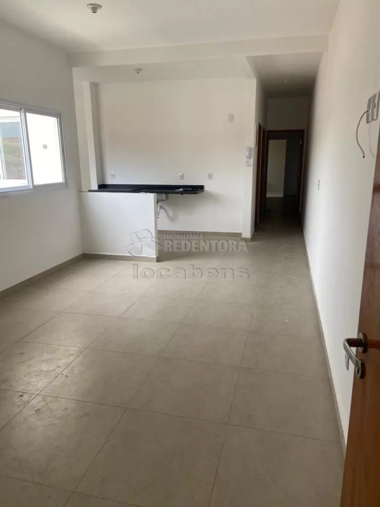 Apartamento à venda com 2 quartos, 83m² - Foto 1