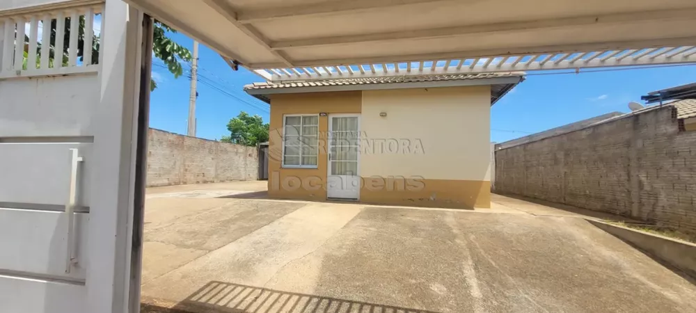 Casa à venda com 2 quartos, 120m² - Foto 3