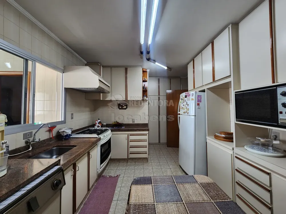 Apartamento, 3 quartos, 184 m² - Foto 2