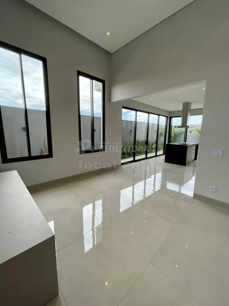 Casa de Condomínio à venda com 3 quartos, 157m² - Foto 2