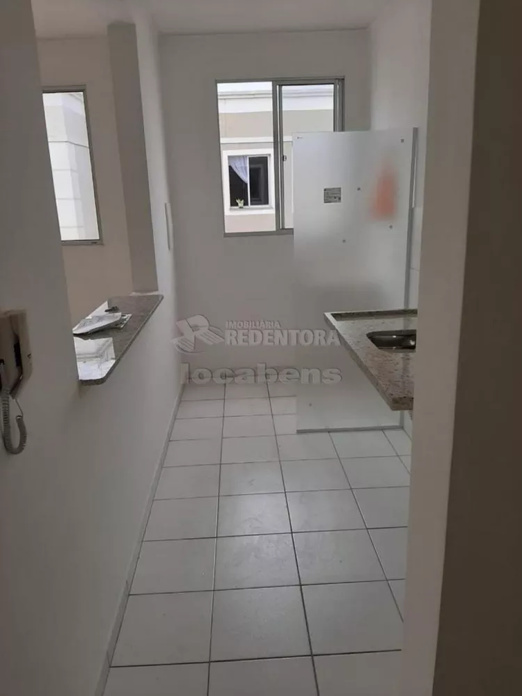 Apartamento à venda com 2 quartos, 47m² - Foto 2