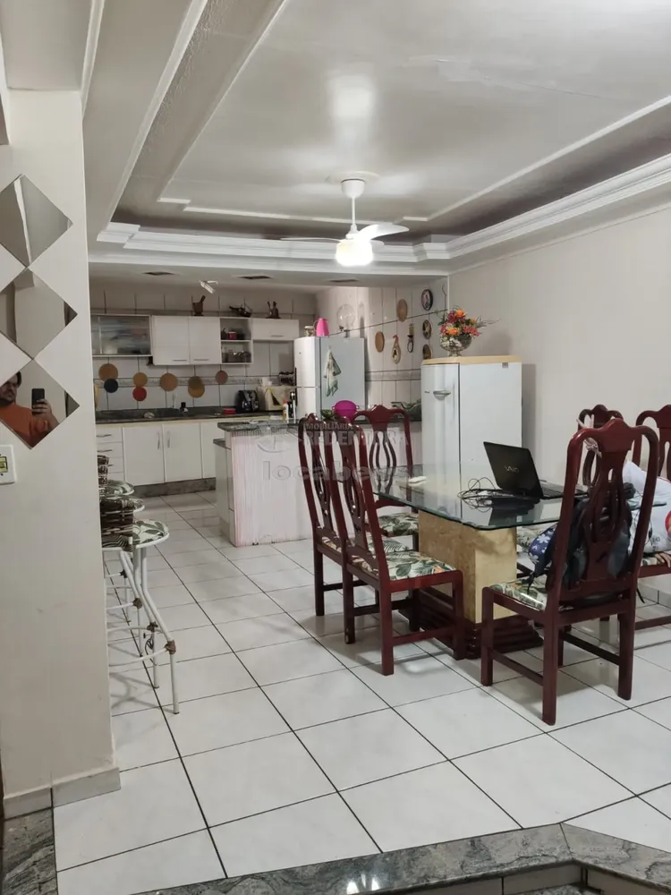 Casa, 5 quartos, 230 m² - Foto 3