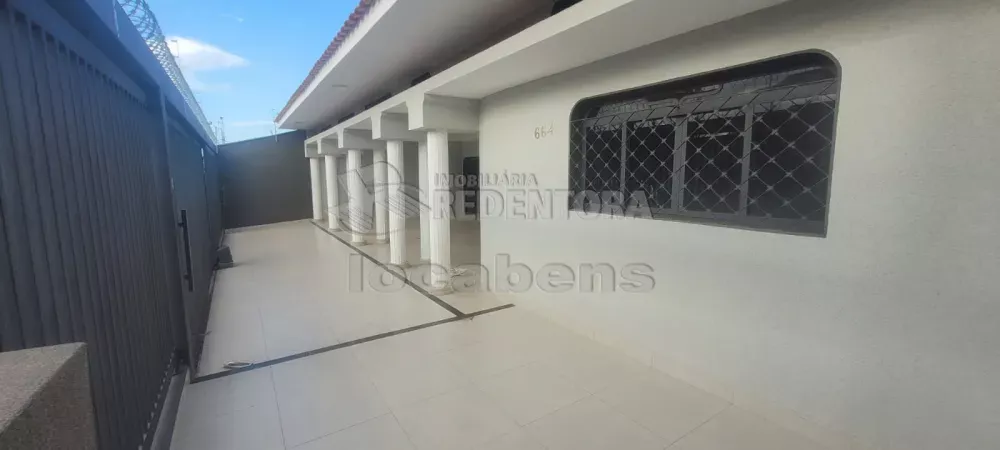 Casa para alugar com 3 quartos, 300m² - Foto 4