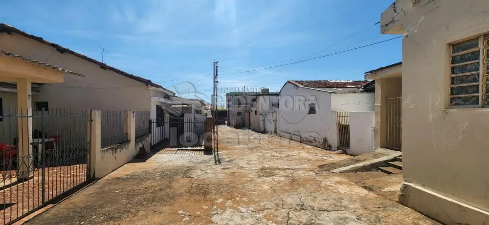 Loteamento e Condomínio, 1047 m² - Foto 2