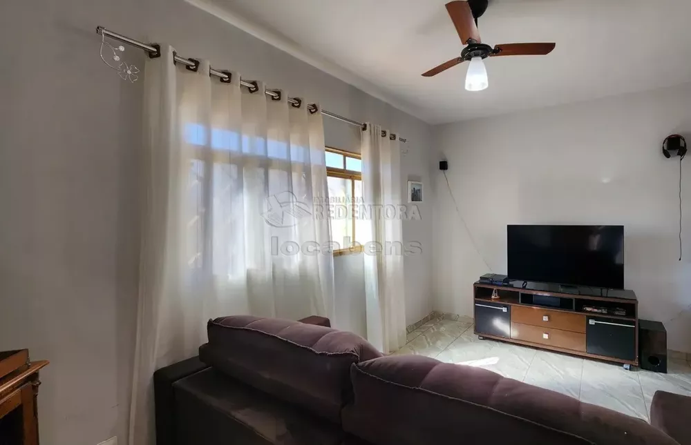 Casa à venda com 4 quartos, 201m² - Foto 3