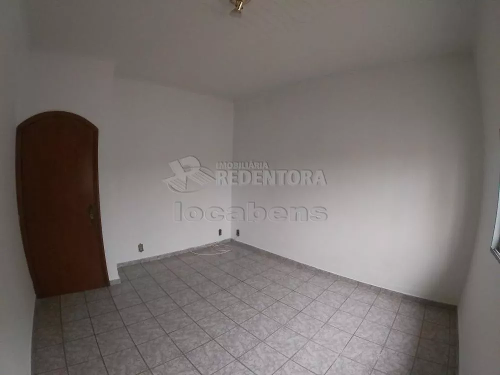 Casa à venda com 3 quartos, 179m² - Foto 1