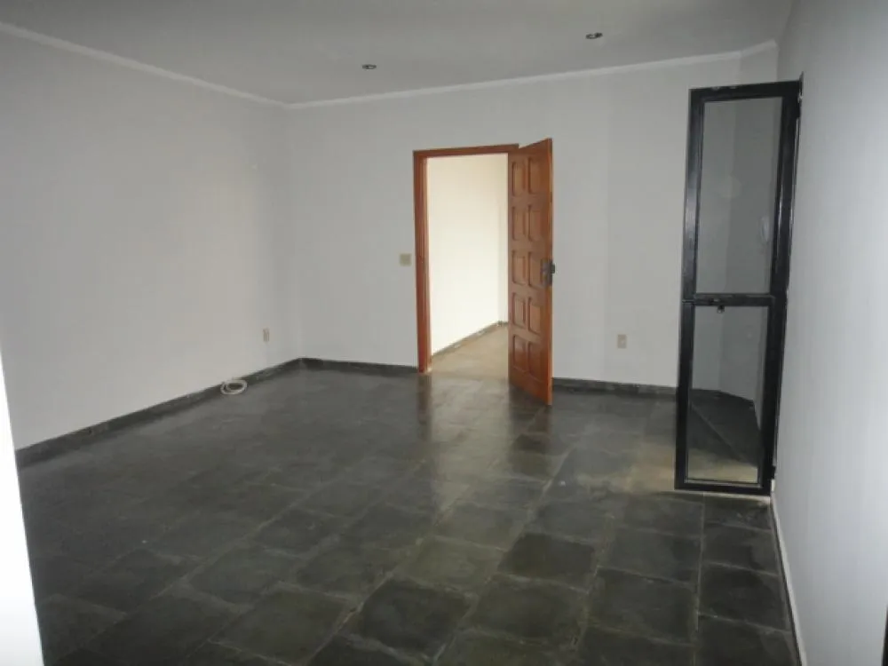 Sobrado, 3 quartos, 204 m² - Foto 2
