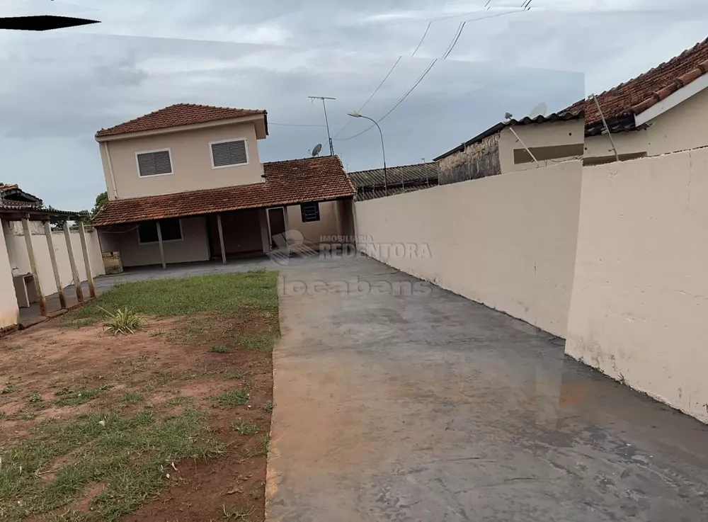 Casa à venda com 3 quartos, 170m² - Foto 2