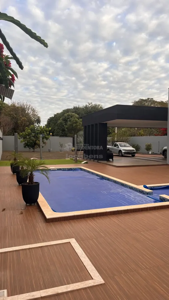 Chácara, 4 quartos, 1000 m² - Foto 1