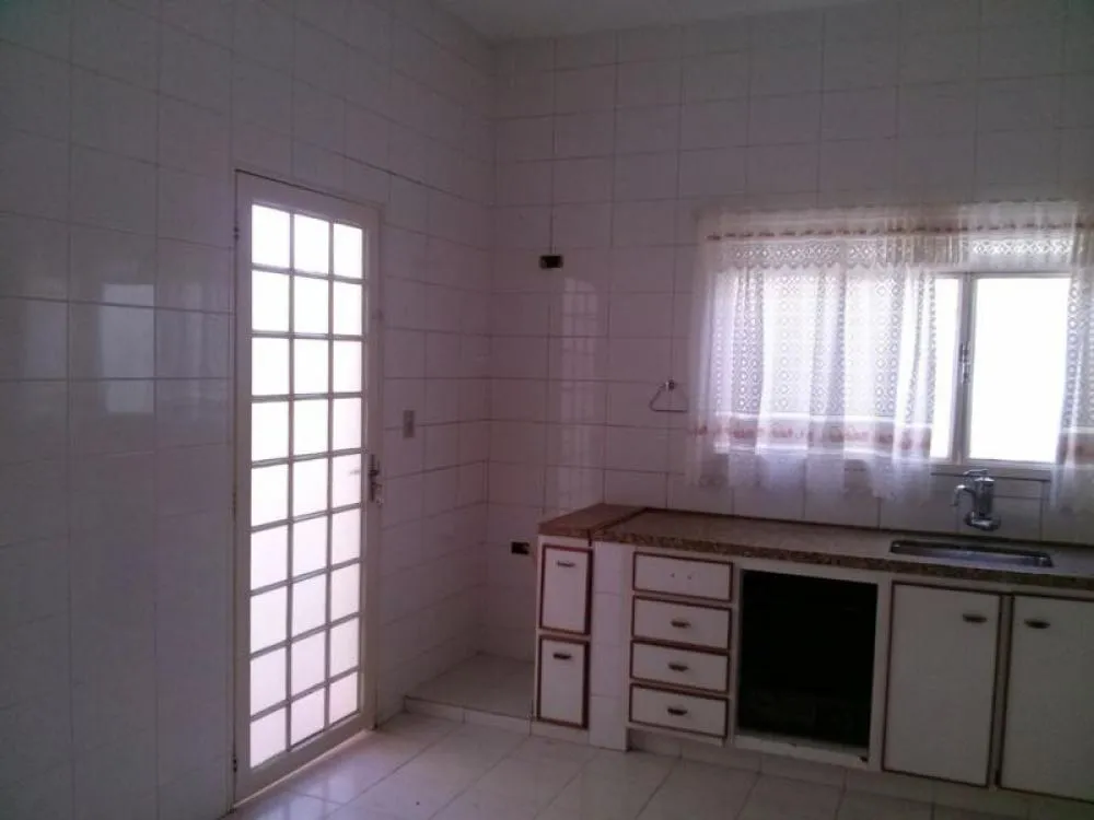 Casa, 3 quartos, 244 m² - Foto 4