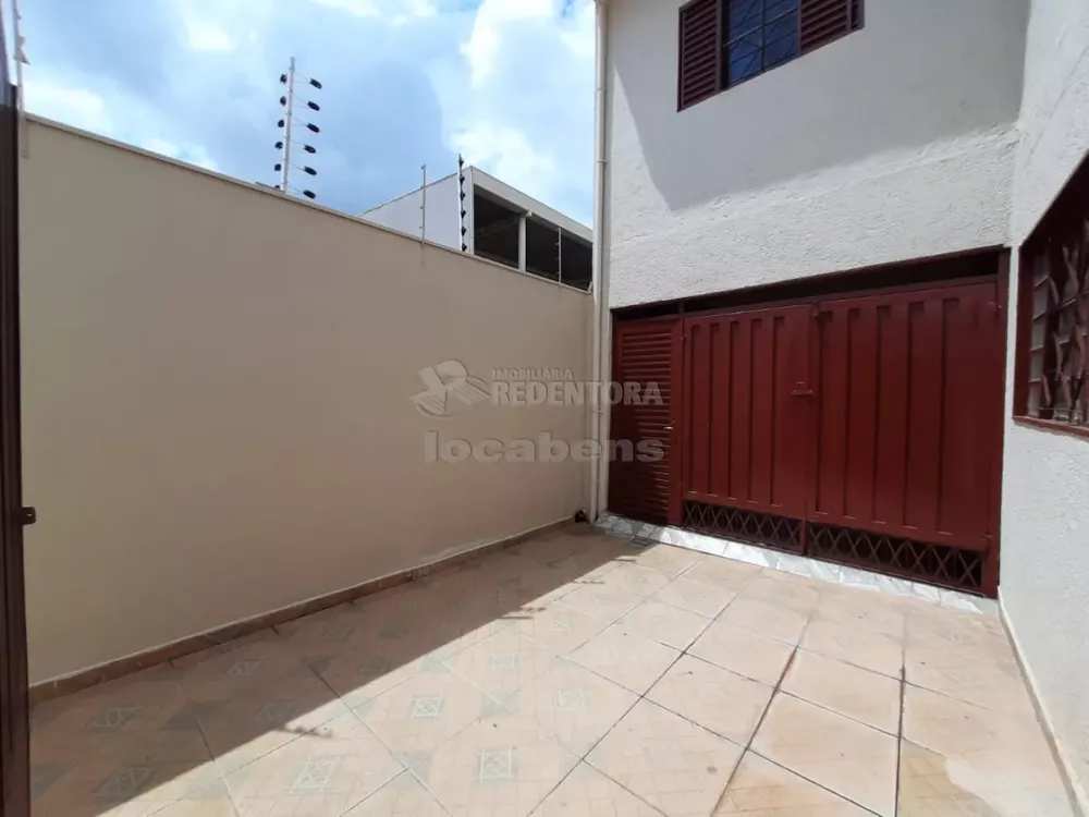 Casa à venda com 7 quartos, 227m² - Foto 4