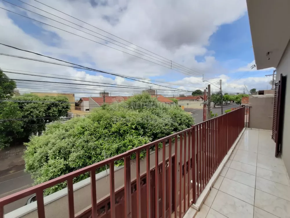 Casa à venda com 7 quartos, 227m² - Foto 6