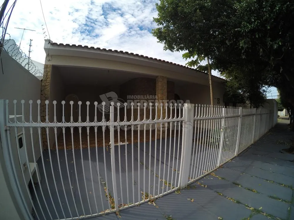 Casa, 3 quartos, 236 m² - Foto 2