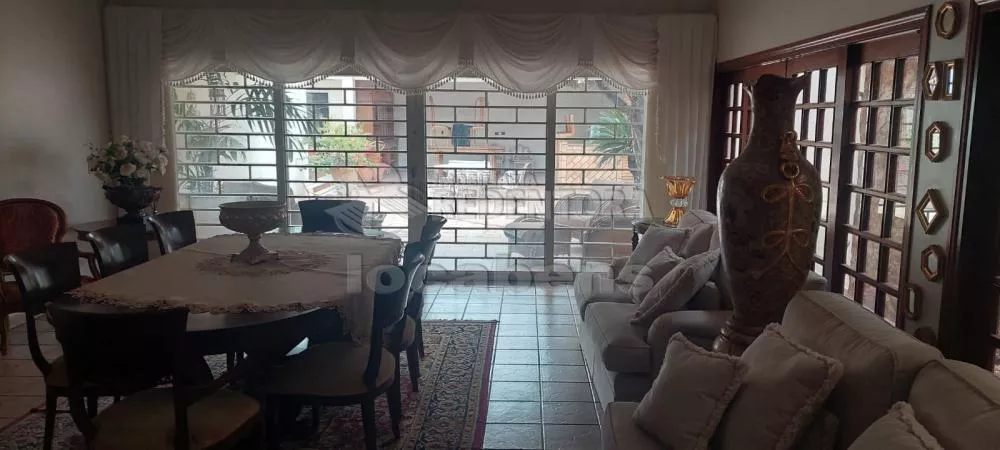 Casa à venda com 4 quartos, 380m² - Foto 10