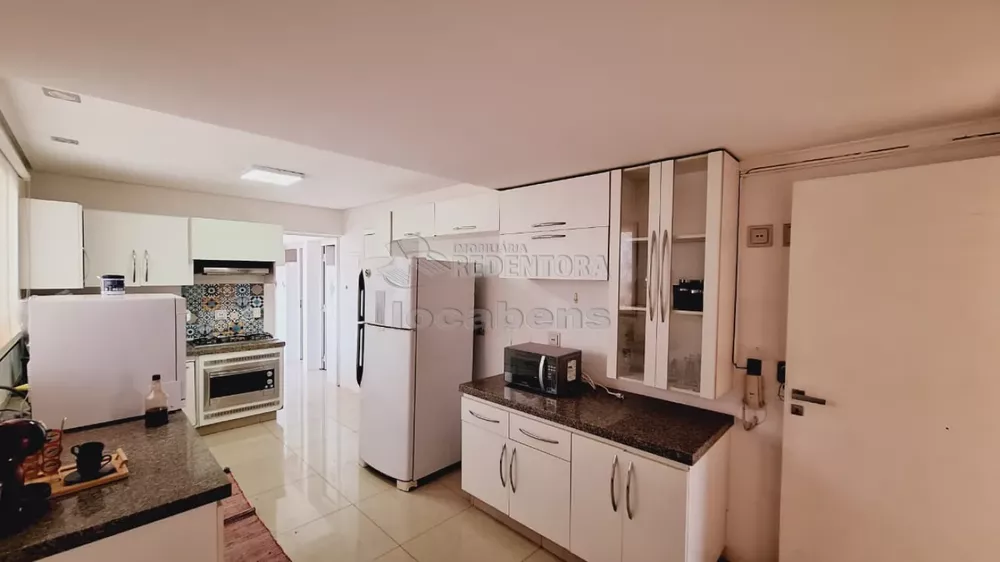 Apartamento à venda com 3 quartos, 193m² - Foto 8