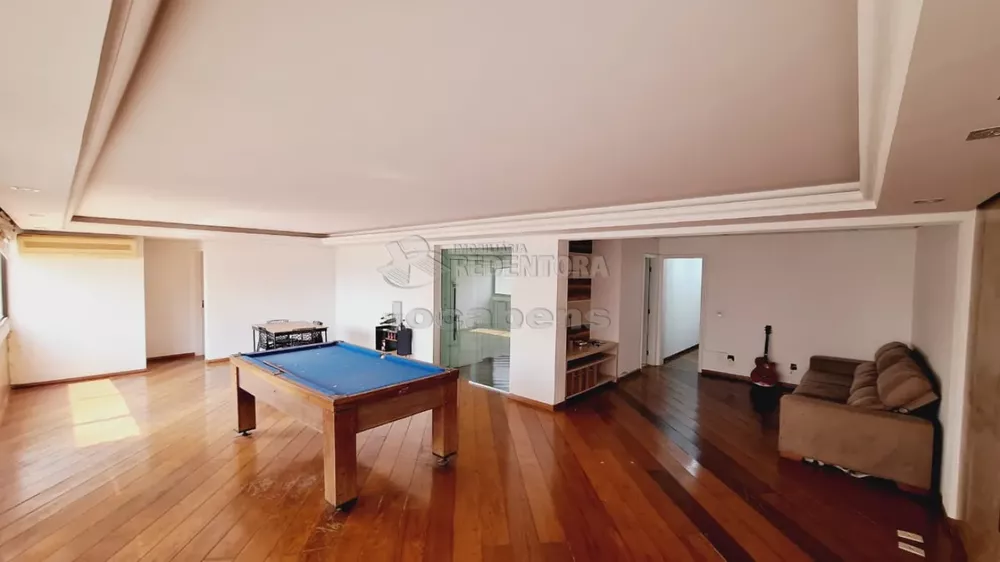 Apartamento à venda com 3 quartos, 193m² - Foto 3