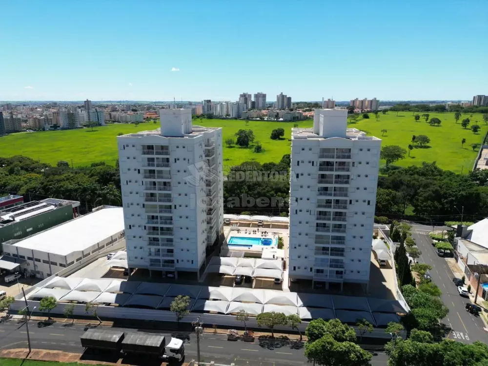 Apartamento à venda com 3 quartos, 90m² - Foto 1