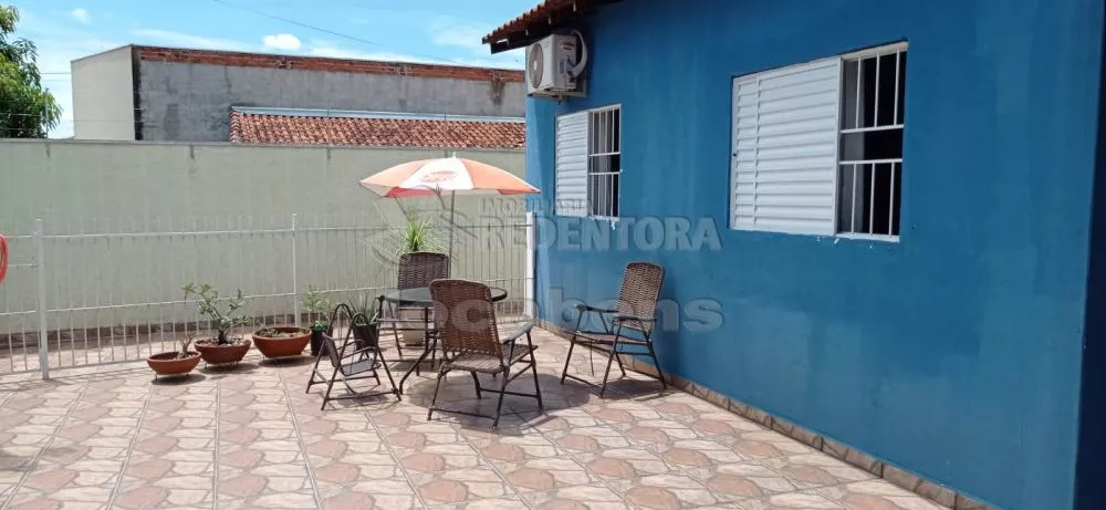 Casa à venda com 5 quartos, 160m² - Foto 1