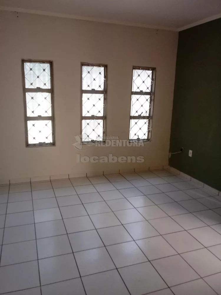 Casa à venda com 3 quartos, 94m² - Foto 2