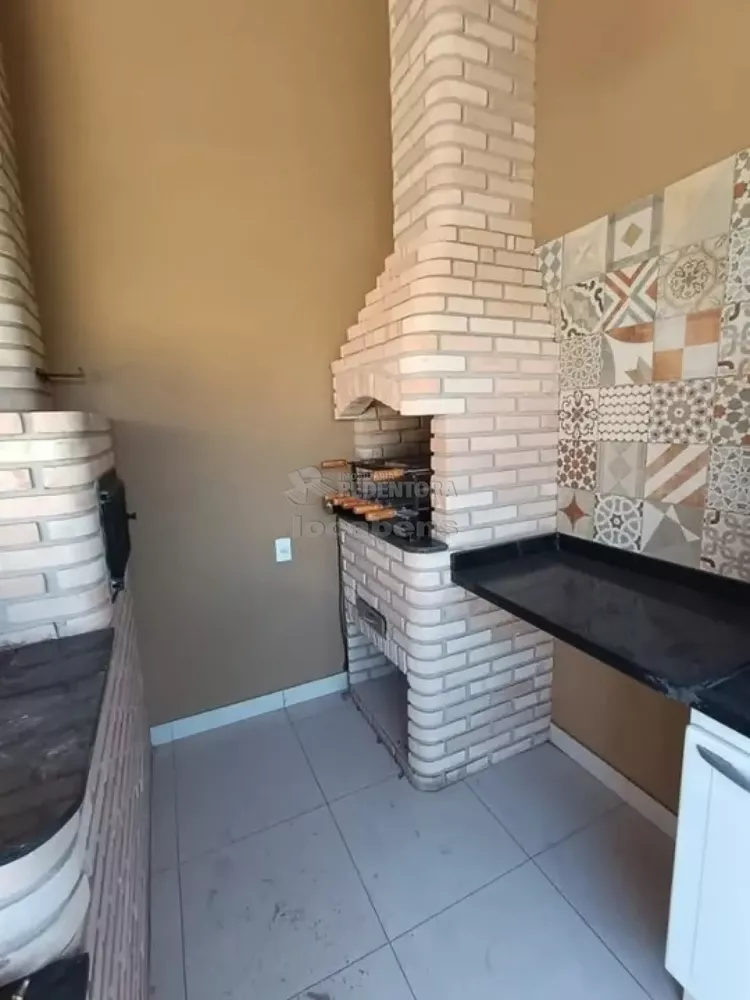 Casa de Condomínio para alugar com 3 quartos, 150m² - Foto 1