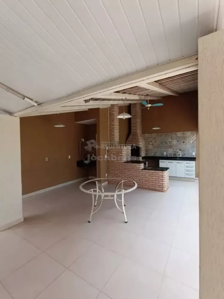 Casa de Condomínio para alugar com 3 quartos, 150m² - Foto 4