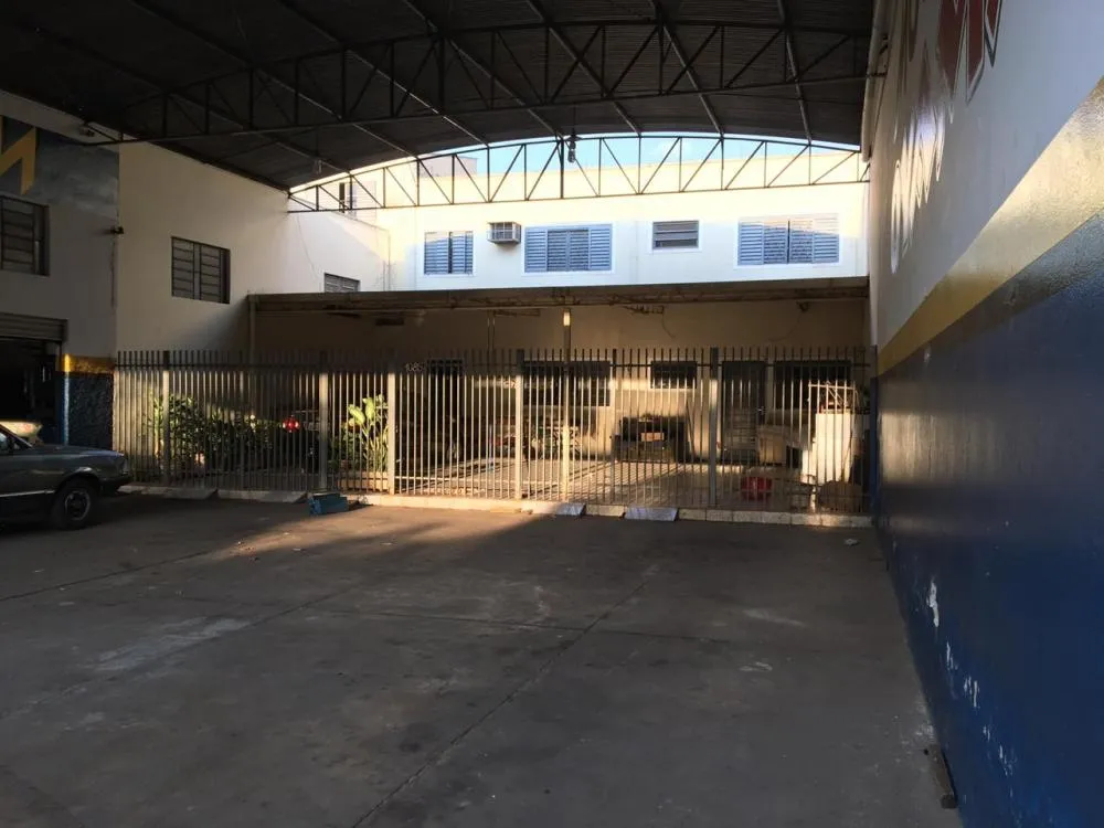 Prédio Inteiro, 440 m² - Foto 1