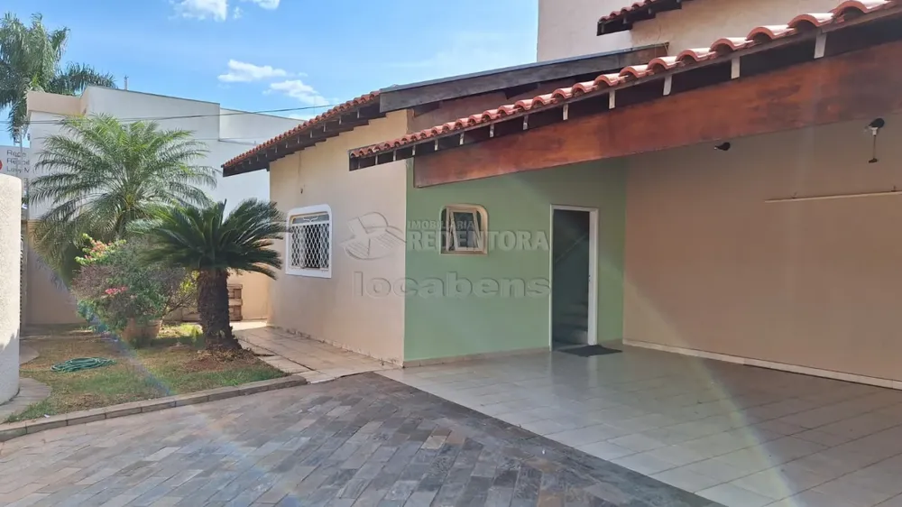 Casa, 4 quartos, 240 m² - Foto 1