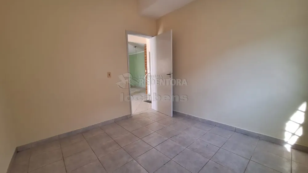Casa, 4 quartos, 240 m² - Foto 2