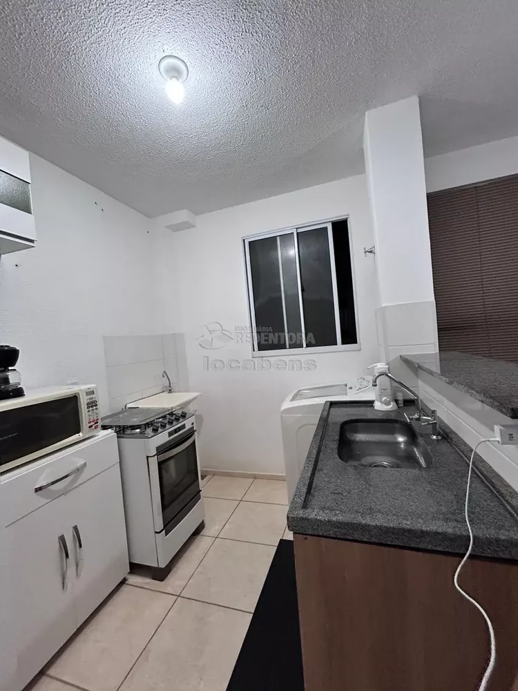 Apartamento à venda com 2 quartos, 45m² - Foto 2