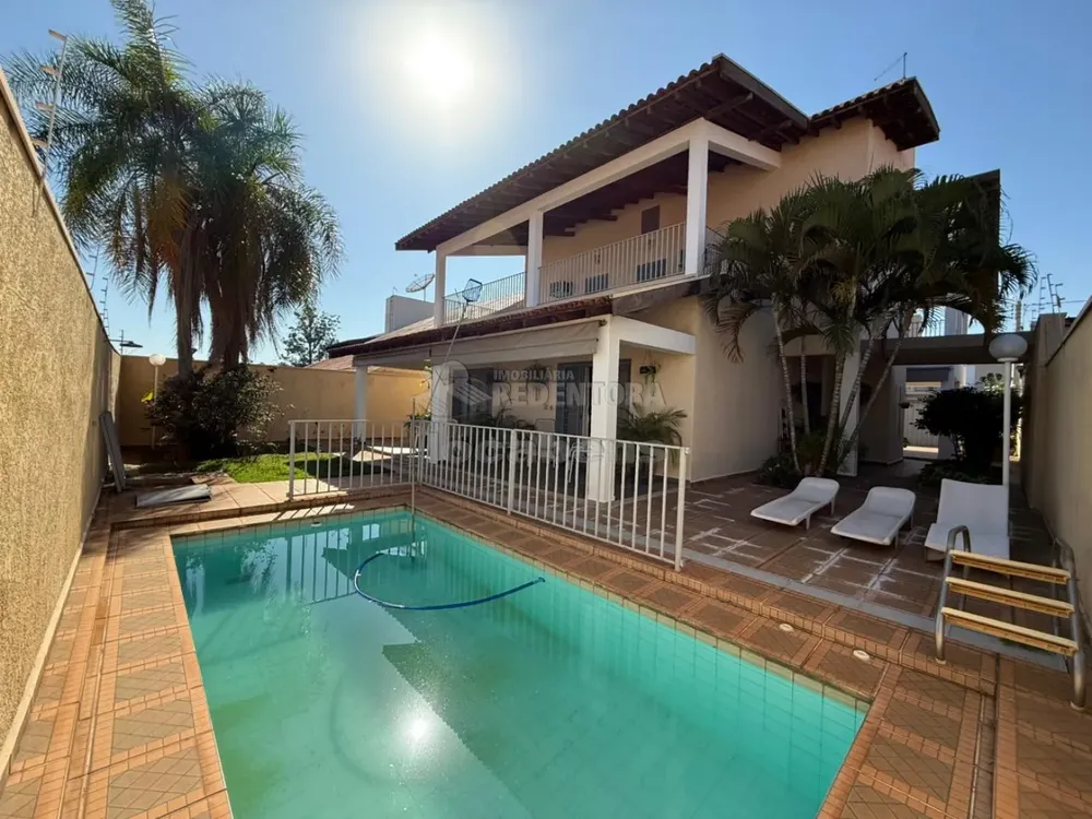 Sobrado, 3 quartos, 405 m² - Foto 1