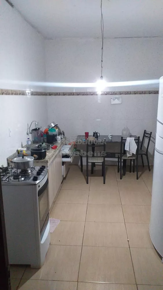 Casa à venda com 2 quartos, 86m² - Foto 1