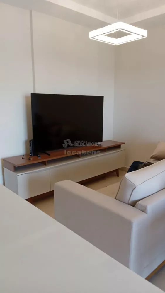 Apartamento à venda com 3 quartos, 96m² - Foto 2