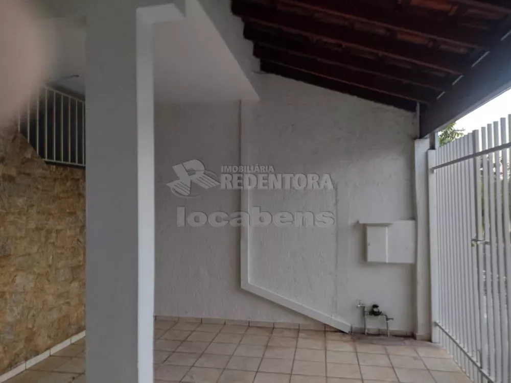 Casa à venda com 3 quartos, 180m² - Foto 3