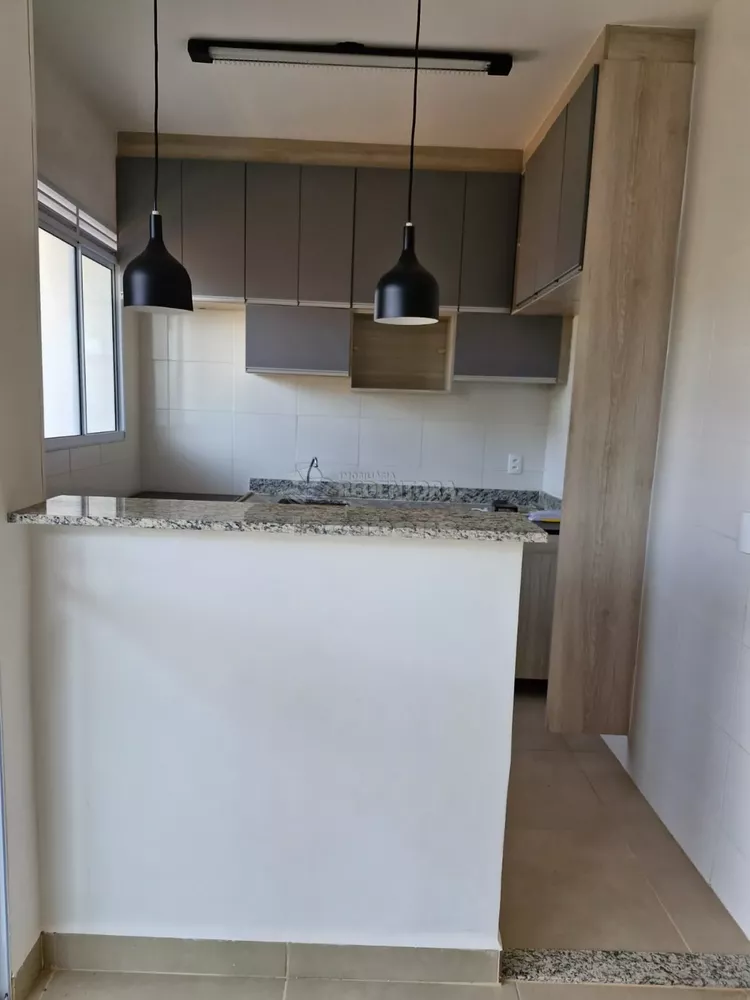 Casa de Condomínio para alugar com 3 quartos, 100m² - Foto 2