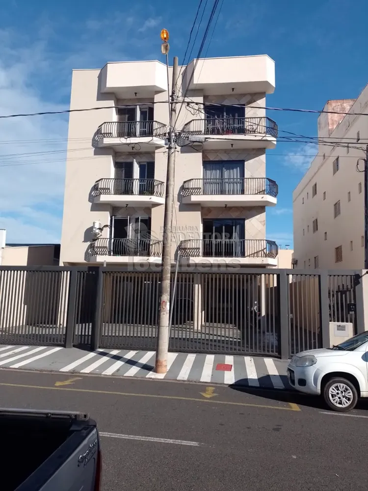Apartamento, 3 quartos, 130 m² - Foto 2