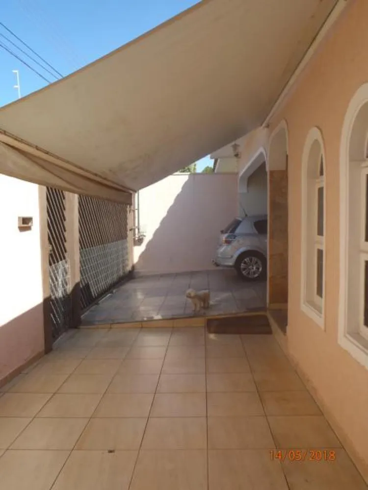 Casa, 3 quartos, 200 m² - Foto 2