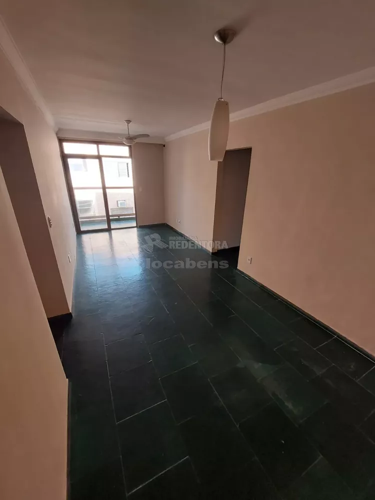 Apartamento à venda com 3 quartos, 84m² - Foto 3