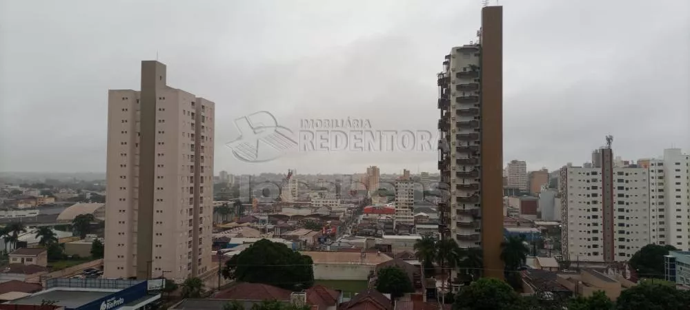 Apartamento à venda com 3 quartos, 140m² - Foto 2