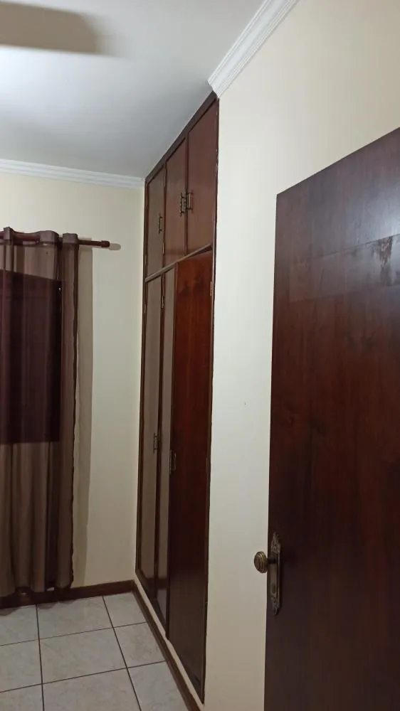 Casa, 4 quartos, 190 m² - Foto 2