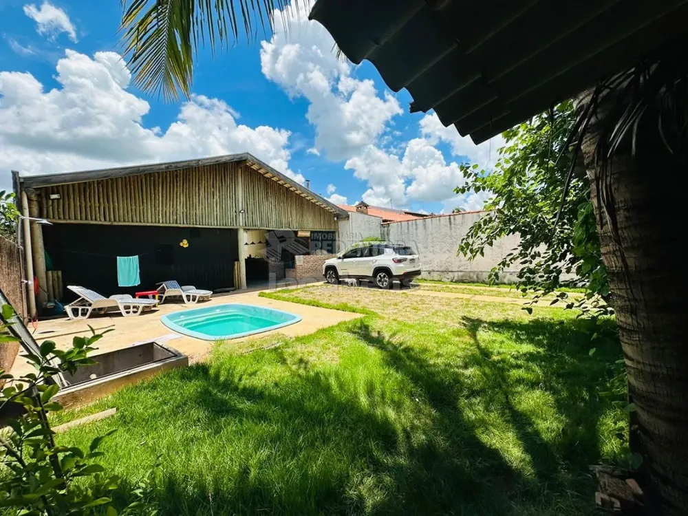 Chácara, 3 quartos, 304 m² - Foto 3