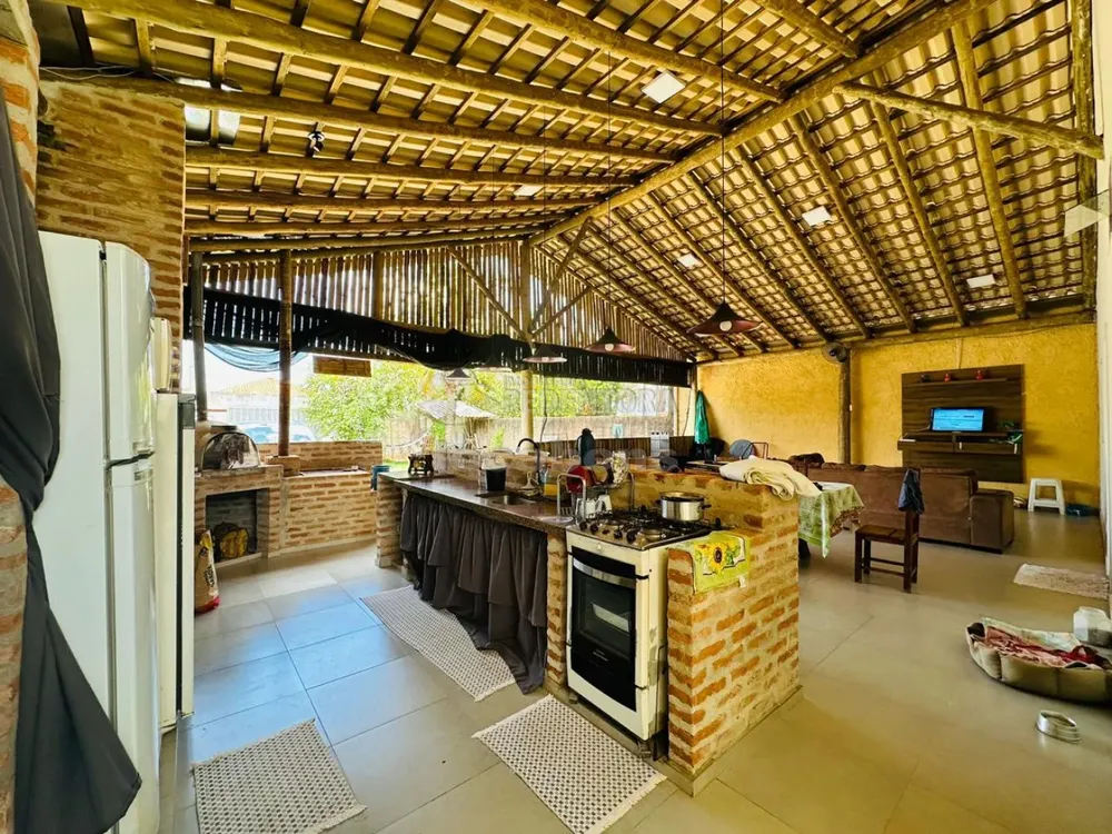 Chácara, 3 quartos, 304 m² - Foto 2