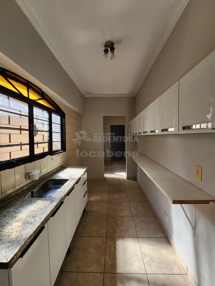 Casa, 3 quartos, 240 m² - Foto 2