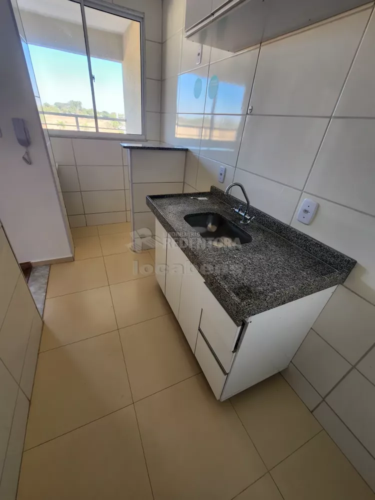 Apartamento à venda com 2 quartos, 60m² - Foto 4