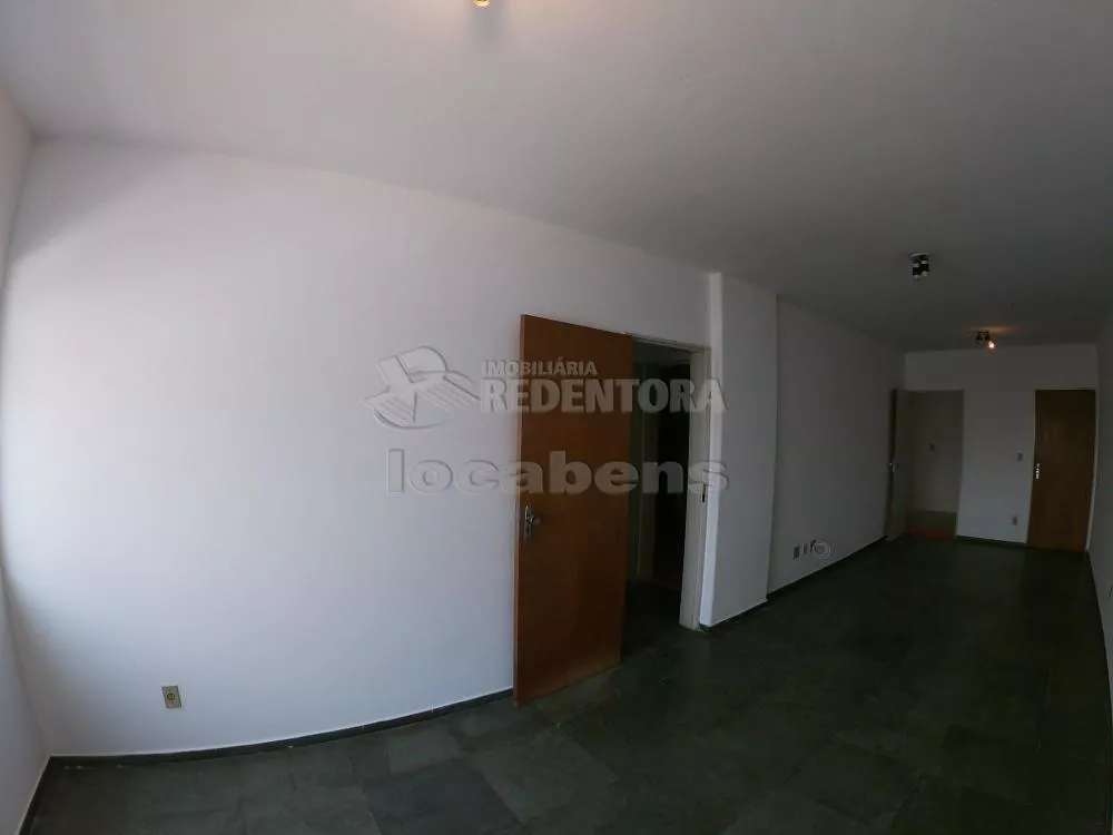 Apartamento à venda com 2 quartos, 86m² - Foto 2