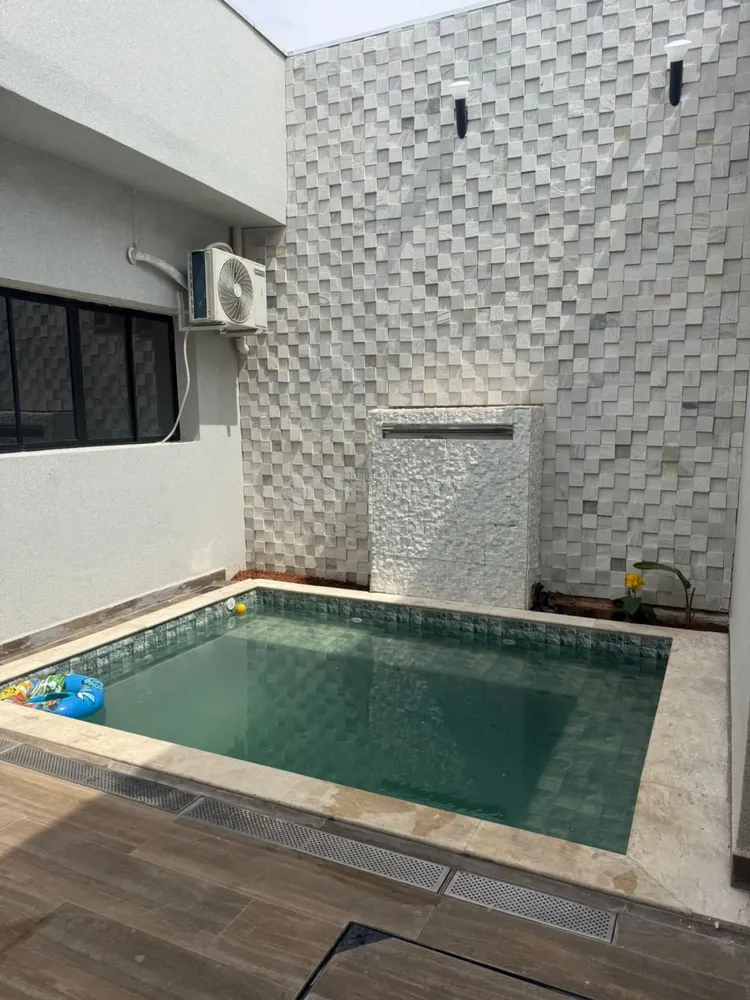 Casa, 3 quartos, 200 m² - Foto 2